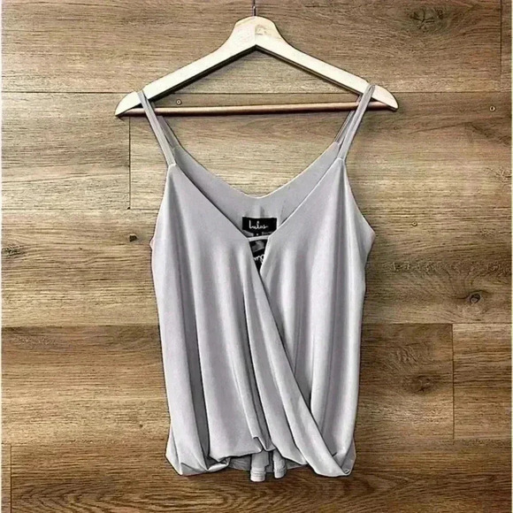 Lulus Front Split Cami with V Back NWT Size Small - Picture 1 of 9